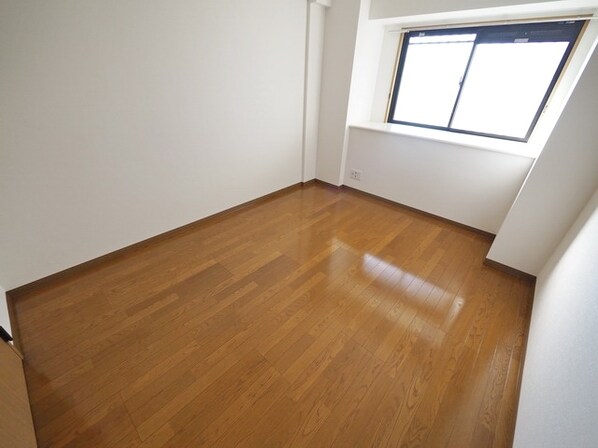 シエスタ大倉山の物件内観写真